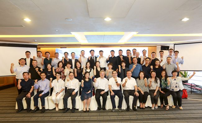 集團(tuán)“悟領(lǐng)導(dǎo)之道，練變革之力”實(shí)戰(zhàn)訓(xùn)練營首期班圓滿結(jié)業(yè)（圖）
