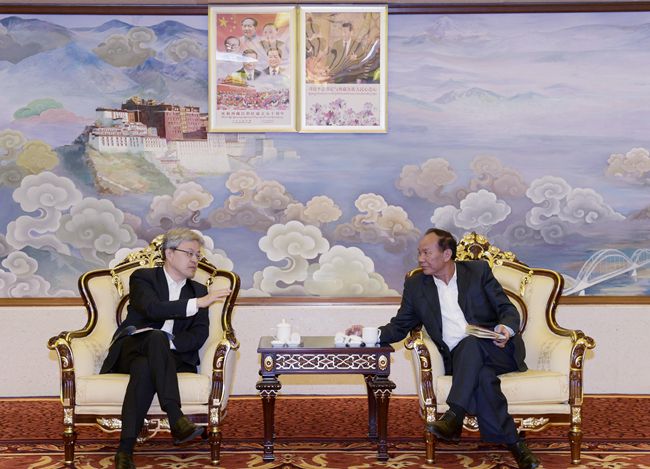 集團萬敏董事長參加“三區(qū)三州”旅遊大環(huán)線暨西藏旅遊推介會活動（圖）