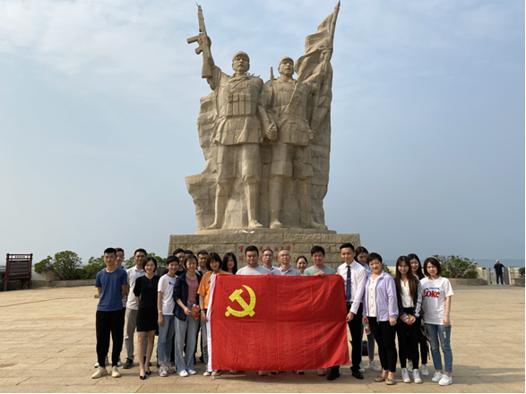 碧海丹心，邁向勝利的起點(diǎn)-美蘭免稅走進(jìn)海南解放公園開(kāi)展黨史學(xué)習(xí)教育活動(dòng)